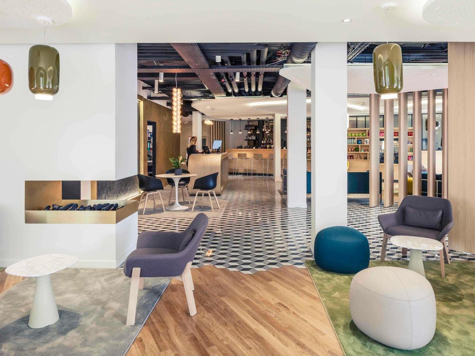 Mercure Nantes Centre Gare Exterior photo