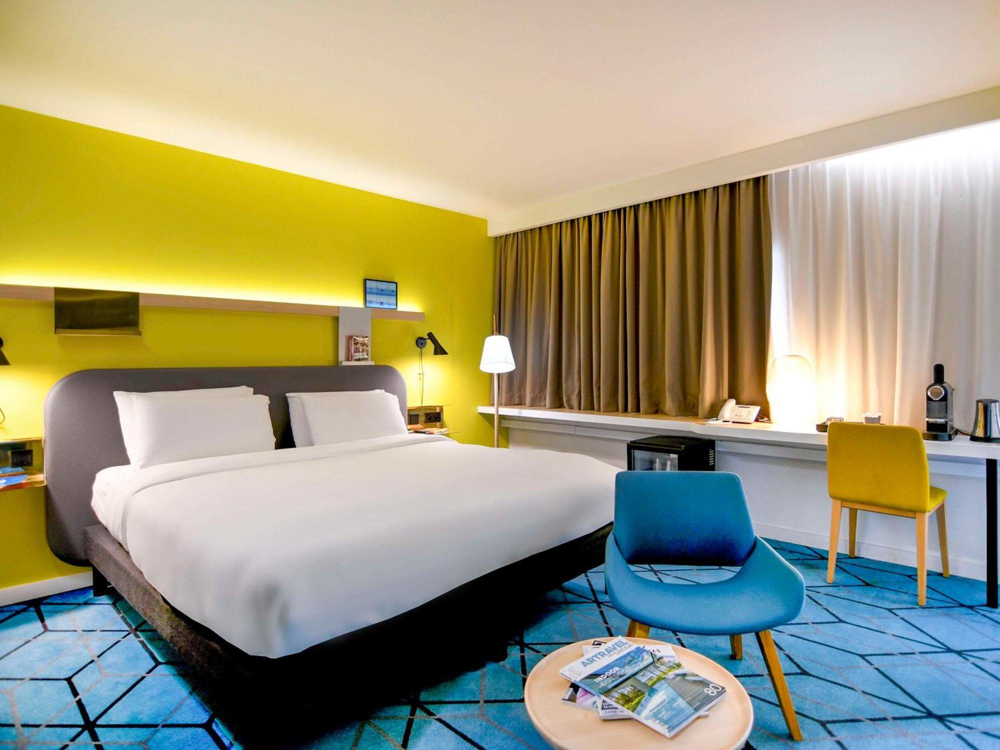 Mercure Nantes Centre Gare Exterior photo